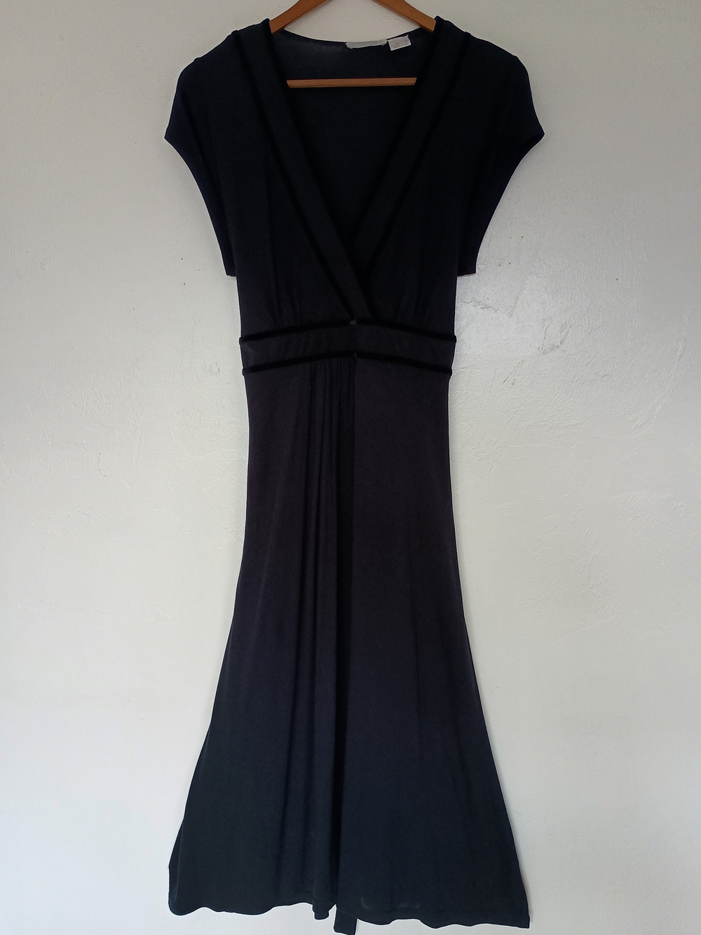 Classic Black V-Neck Women’s Dress Velvet Trim Flowy